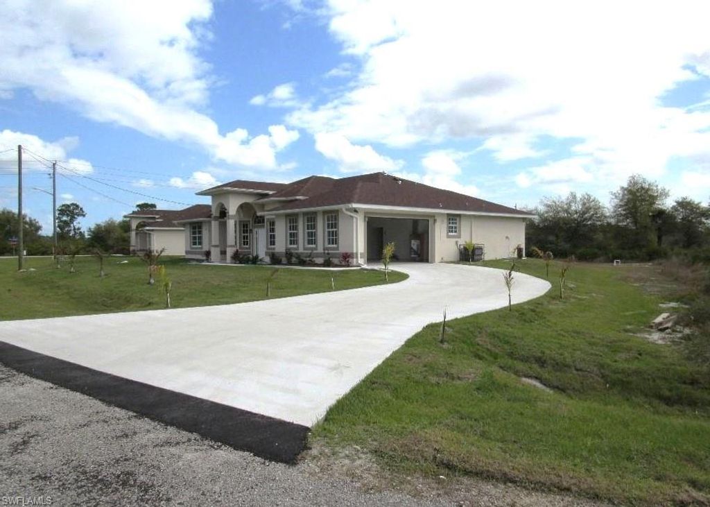 1896 Weldon AVE, LEHIGH ACRES, FL 33972 — photo 2