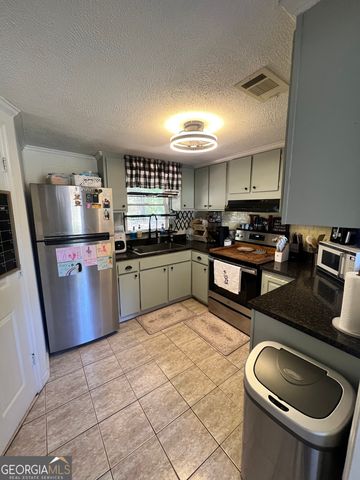 748 Old Toomsboro Road, Dublin, GA 31021