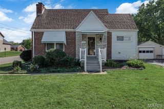 1146 Kortwright Avenue, Rock Hill, MO 63119