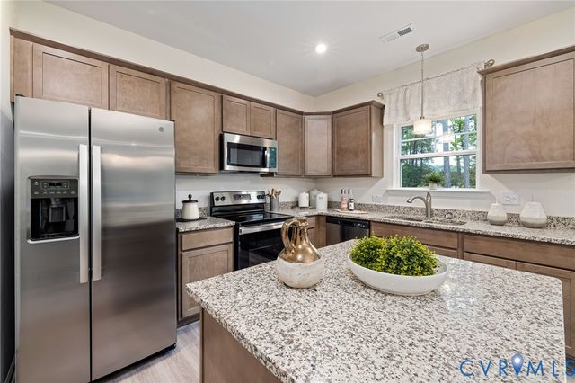 10370 Qualla Trace Dr, Chesterfield, VA 23832