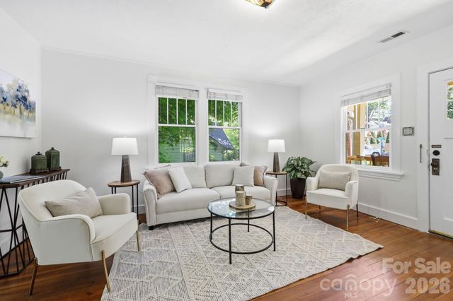 86 Annandale Avenue, Asheville, NC 28801
