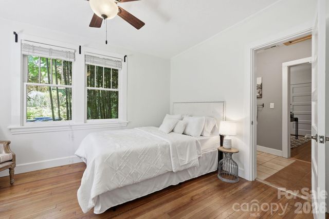 86 Annandale Avenue, Asheville, NC 28801