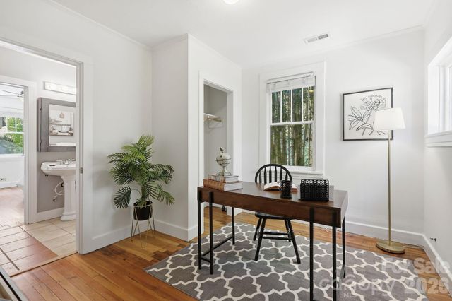 86 Annandale Avenue, Asheville, NC 28801