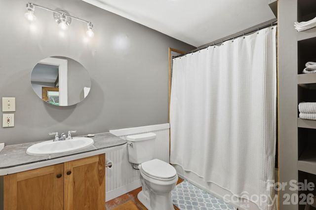 86 Annandale Avenue, Asheville, NC 28801