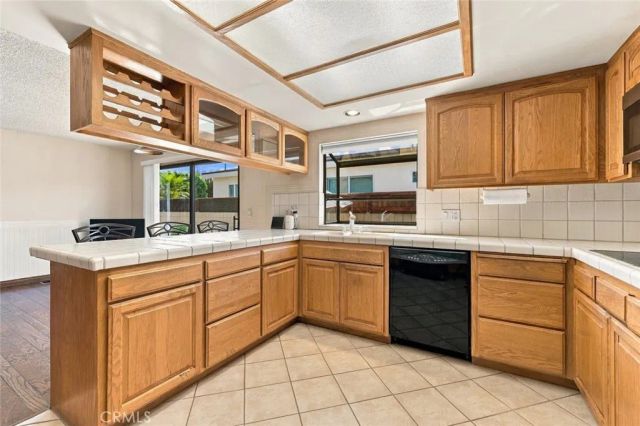 1546 19th St, Manhattan Beach, CA 90266