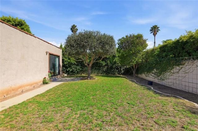 1546 19th St, Manhattan Beach, CA 90266