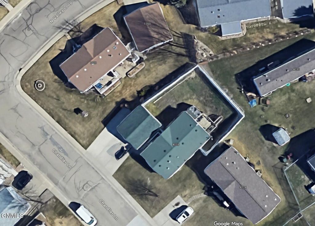 4019 Chandler Lane, Bismarck, ND 58503 photo 2