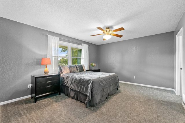 11655 Sunset Circle, Hutchinson, MN 55350