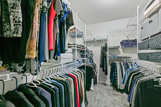 11655 Sunset Circle, Hutchinson, MN 55350