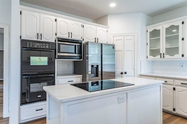 1114 Countryhill Drive, Keller, TX 76248