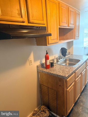 1528 W TIOGA ST, Philadelphia, PA 19140