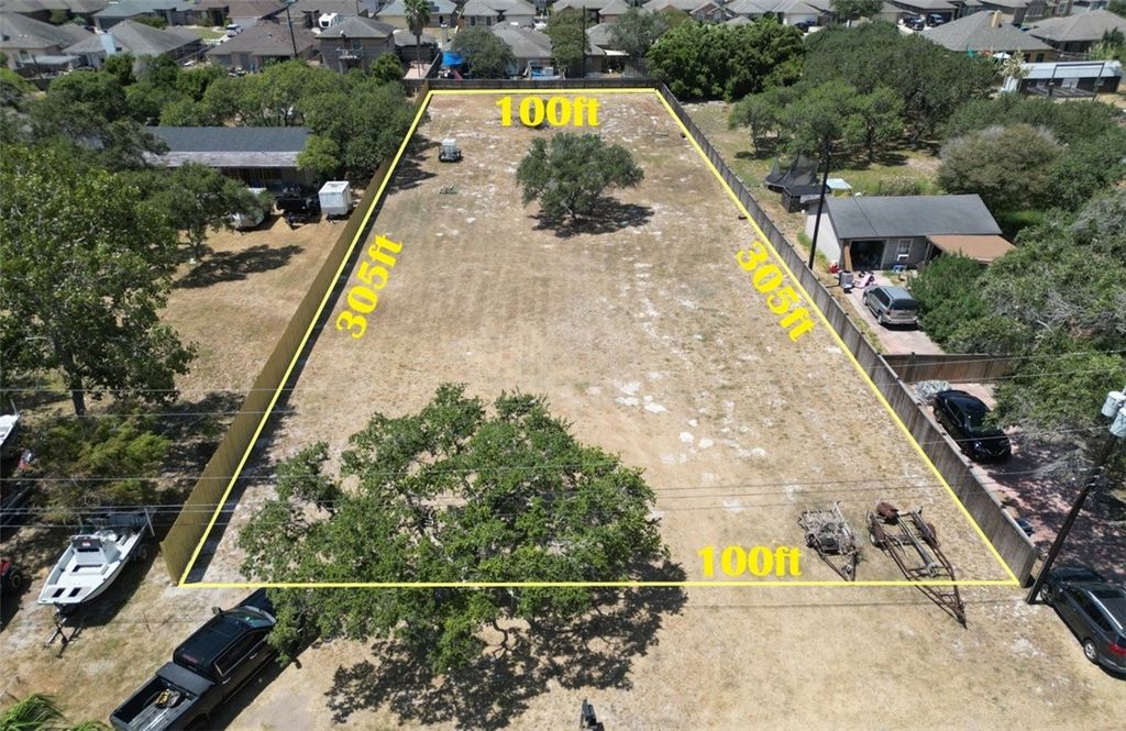 3746 Lynda Lee Dr, Corpus Christi, TX 78418 — exterior