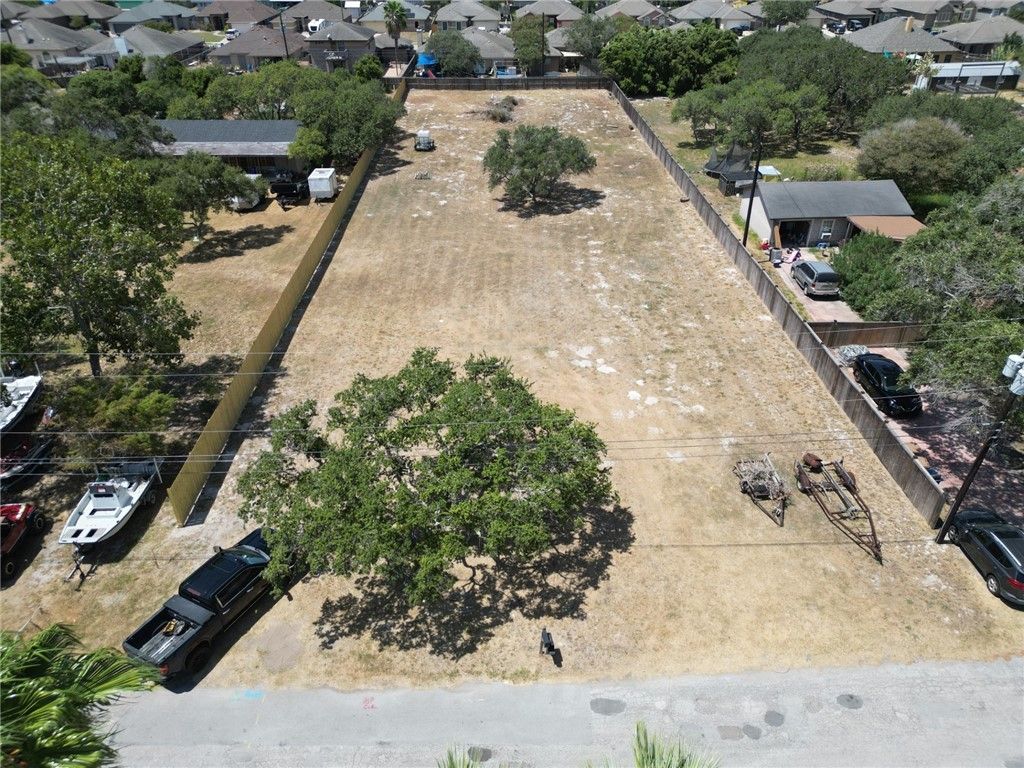 3746 Lynda Lee Dr, Corpus Christi, TX 78418 — photo 3