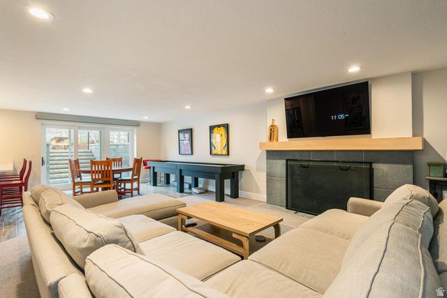 8364 S ETIENNE WAY, Sandy, UT 84093