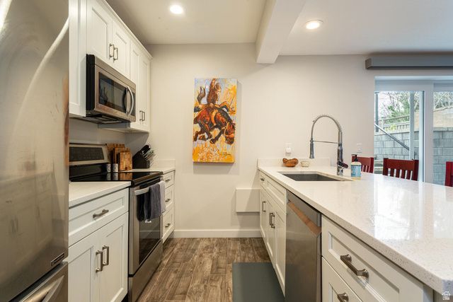 8364 S ETIENNE WAY, Sandy, UT 84093
