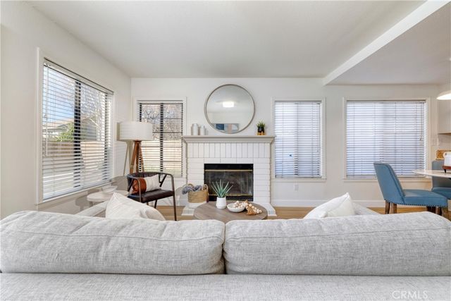 21602 Bedford Way, Saugus, CA 91350