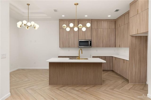 2312 N Revolution Street, Edinburg, TX 78541