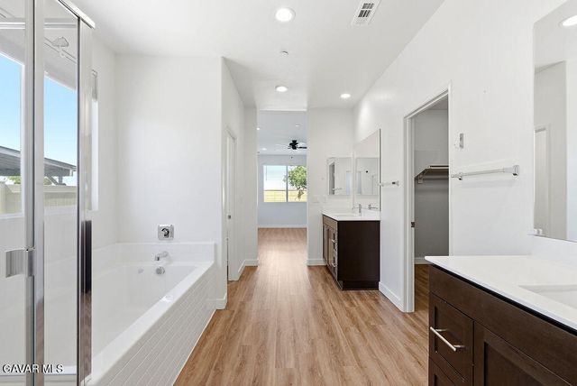 45652 Palm Lane, Lancaster, CA 93535