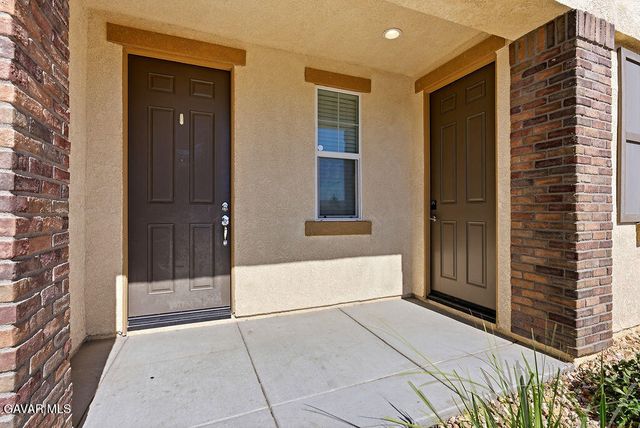 45652 Palm Lane, Lancaster, CA 93535