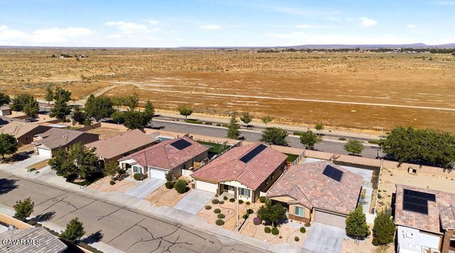 45652 Palm Lane, Lancaster, CA 93535