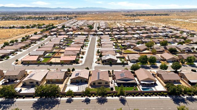 45652 Palm Lane, Lancaster, CA 93535