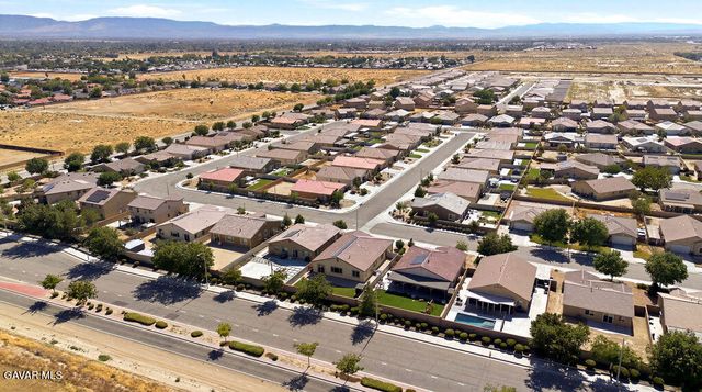 45652 Palm Lane, Lancaster, CA 93535