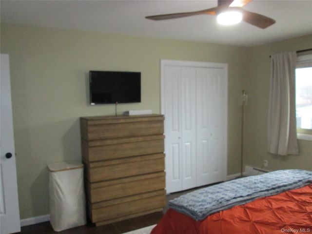 2435 Union Boulevard 7B, Islip, NY 11751