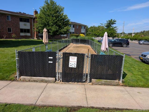 2435 Union Boulevard 7B, Islip, NY 11751