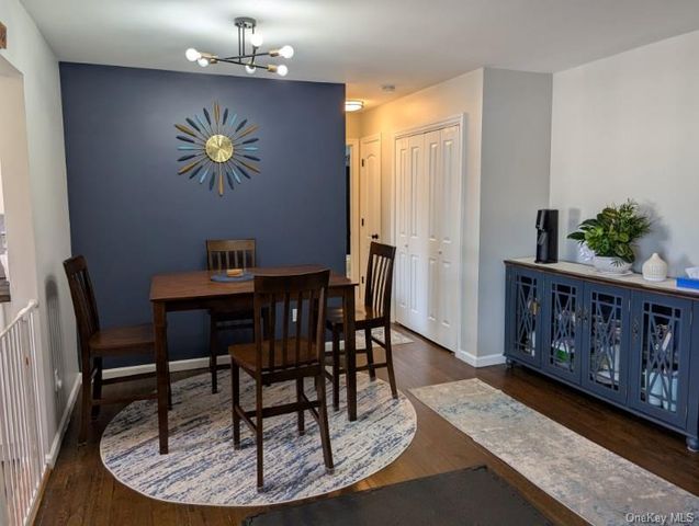 2435 Union Boulevard 7B, Islip, NY 11751