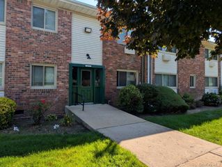 2435 Union Boulevard 7B, Islip, NY 11751