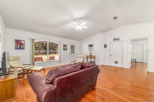 810 W DEACON PLACE, Citrus Springs, FL 34434