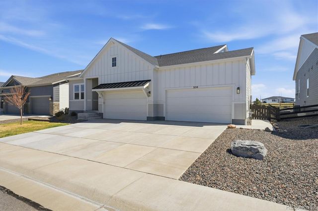 3258 Carabiner Street, Castle Rock, CO 80108