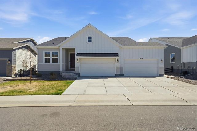 3258 Carabiner Street, Castle Rock, CO 80108