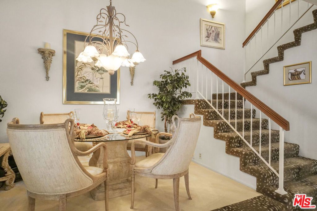 Image 13 of property listing at 3616 Kensley Drive, Inglewood, CA 90305