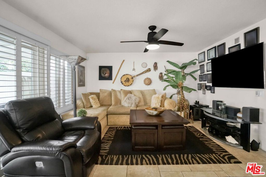 Image 18 of property listing at 3616 Kensley Drive, Inglewood, CA 90305