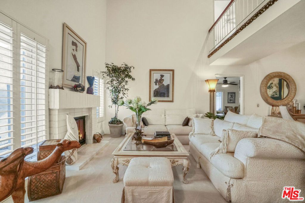 Image 9 of property listing at 3616 Kensley Drive, Inglewood, CA 90305