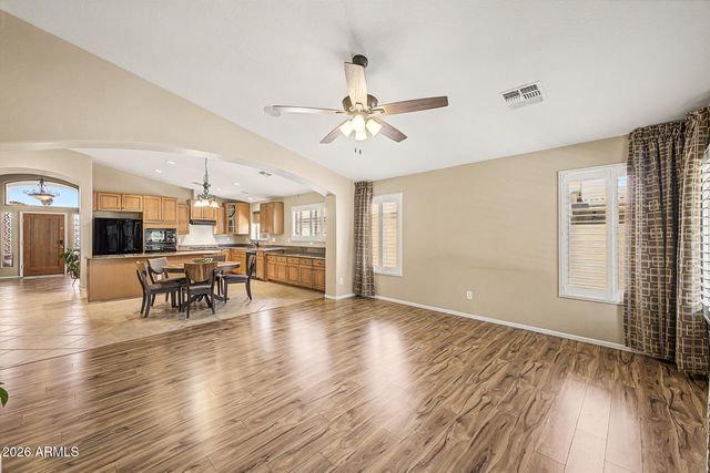 20563 N DANIELLE Avenue, Maricopa, AZ 85138