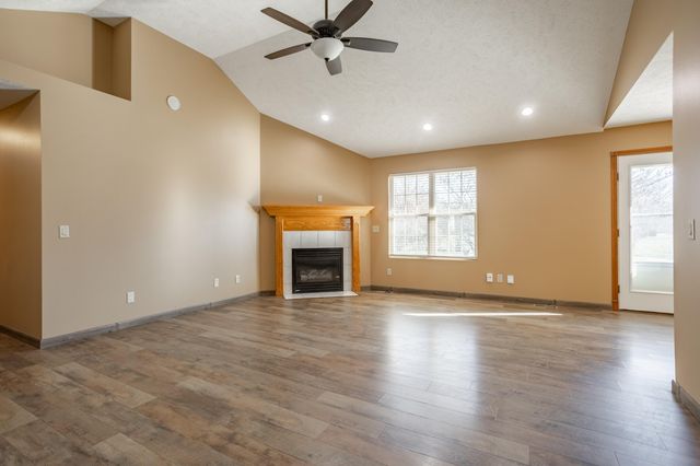 802 S Fountain Avenue, Republic, MO 65738