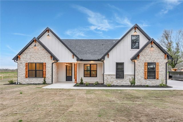 4554 Flat Rock Road, Iva, SC 29655