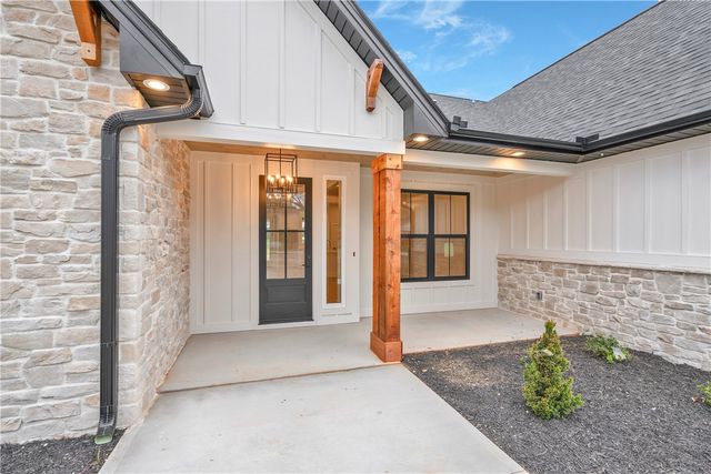 4554 Flat Rock Road, Iva, SC 29655
