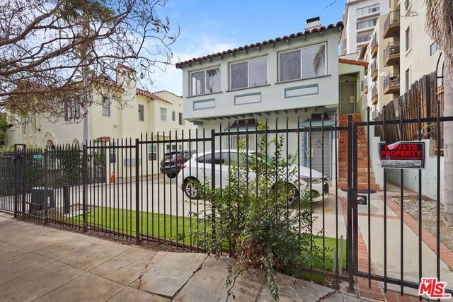 1821 Grace Avenue, Los Angeles, CA 90028