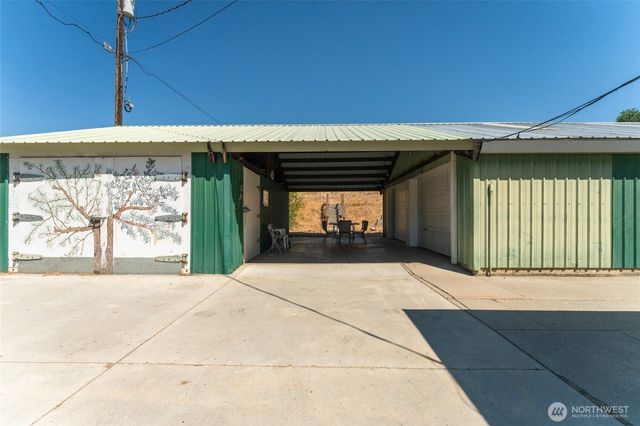 2731 Sunset Highway, East Wenatchee, WA 98802