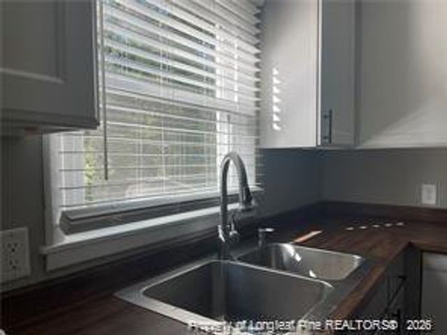 3527 Scottywood Drive, Fayetteville, NC 28303