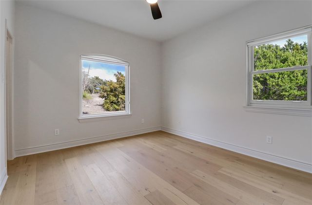 1100 Norwood RD, Dripping Springs, TX 78620