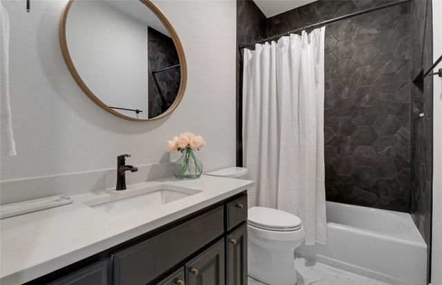 1100 Norwood RD, Dripping Springs, TX 78620