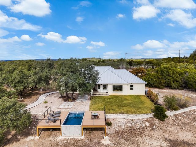 1100 Norwood RD, Dripping Springs, TX 78620