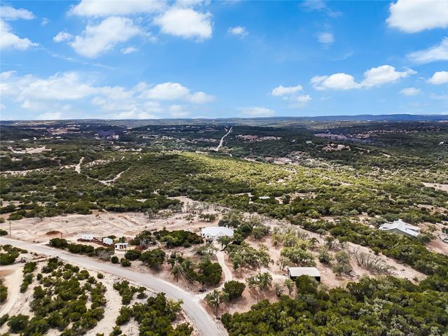 1100 Norwood RD, Dripping Springs, TX 78620