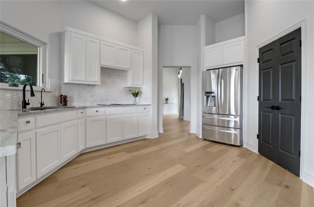 1100 Norwood RD, Dripping Springs, TX 78620