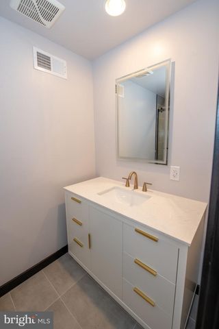 1512 S BEULAH ST, Philadelphia, PA 19147