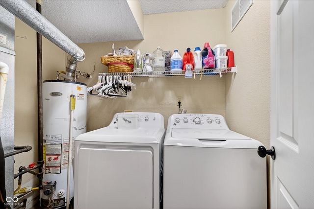 101 W New York Street, Fortville, IN 46040